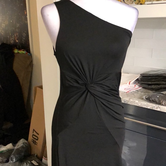 GO-TO black dress - Picture 6 of 8